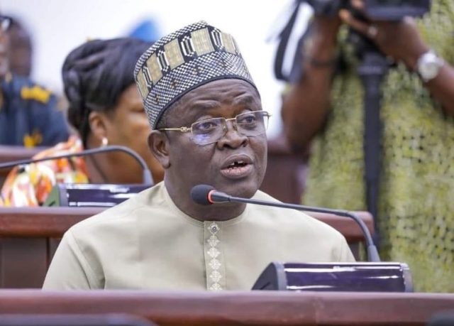 ex-ministre Akponna